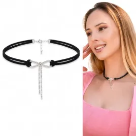 elegancki-czarny-choker-z-blyszczaca-kokardka-naszyjnik-regulowany