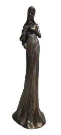 figurka-slubna-druhna-z-bukietem-veronese-36cm