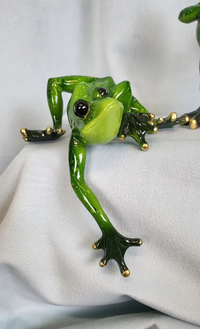 figurka-zaba-7x155x12-cm-stan-nowy