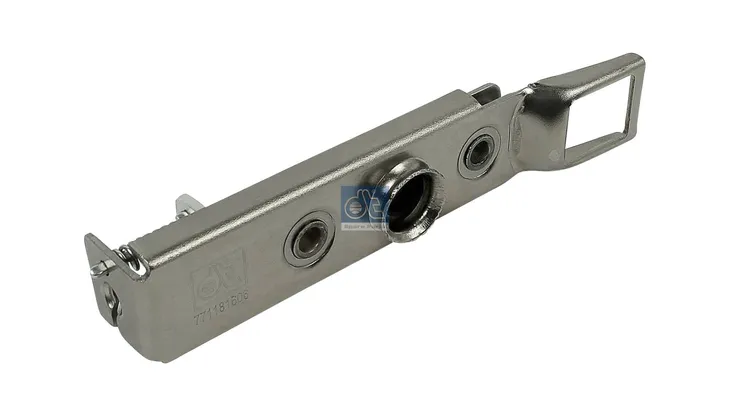 engine-hood-slot