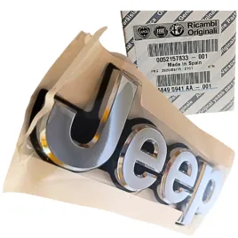 emblemat-logo-znaczek-napis-na-klape-bagaznika-jeep-compass-52157833