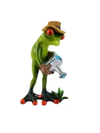 figurka-zaba-z-konewka-ogrodnik-16x95x8