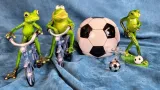 figurka-zaba-na-rowerze-wysokosc-produktu-18-cm