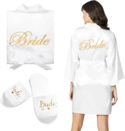 szlafrok-panny-mlodej-satynowy-z-kapciami-bialy-elegancki-bride-kapcie