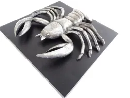 figurka-aluminiowa-rak-na-drewnianej-podstawie-29x275x9cm