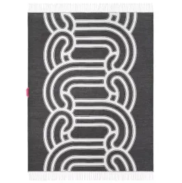 pled-czarny-bialy-wzor-130x170-cm-kocyk-z-fredzlami-ikea-sotronn