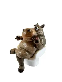 figurka-hipopotam-w-fotelu-14x9x10
