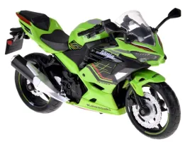 zabawkowy-zielony-motor-z-akcesoriami