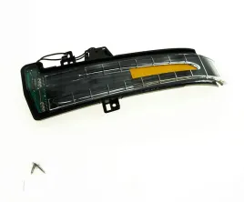 kierunkowskaz-na-lusterku-mercedes-benz-c-class-w204-2007-2011-2129067401