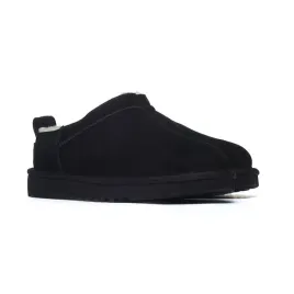 kapcie-skorzane-ugg-w-classic-micro-1173891-blk-41
