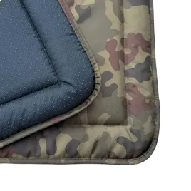 mata-dla-psa-do-samochodu-materac-do-klatki-wzor-lapka-moro-s-60-x-45-cm