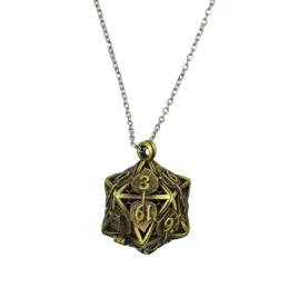 metalowy-naszyjnik-kostka-k20-pudelko-na-mini-zestaw-kostek-lesna-korona