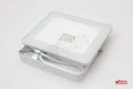 spectrum-nasw-led-20w-ip65-230v-barwa-biala