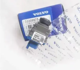 volvo-kamera-parkowania-oe