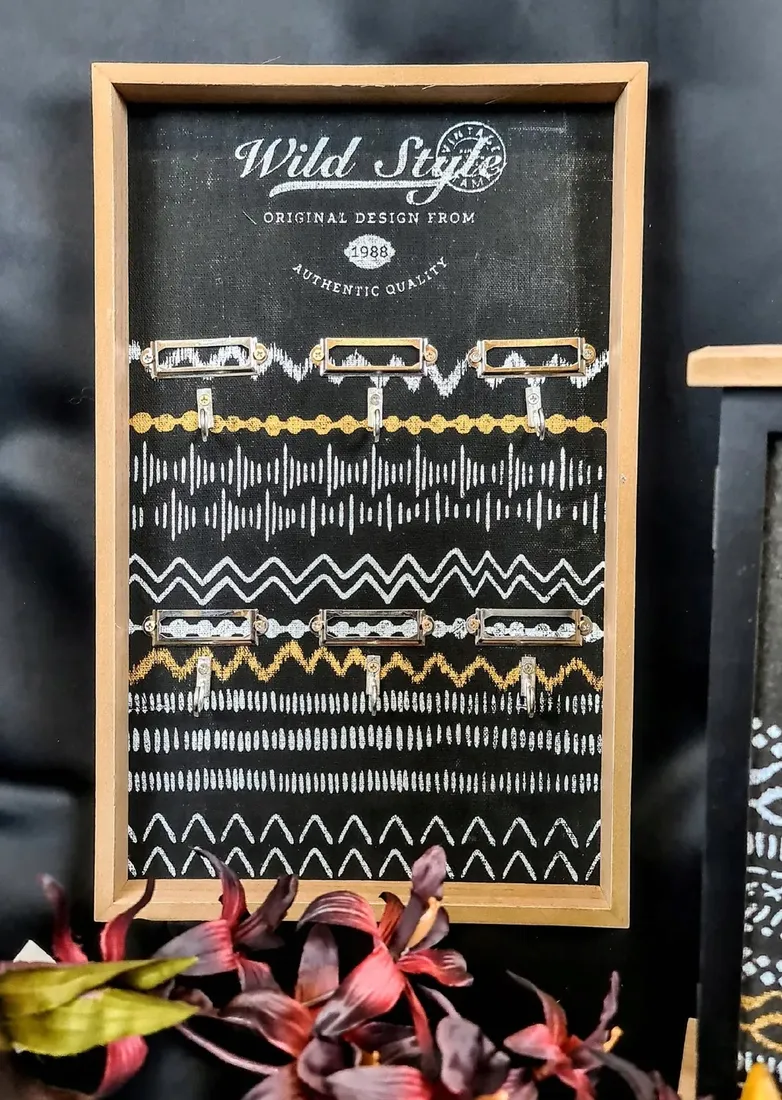 tablica-na-klucze-24x4x38cm