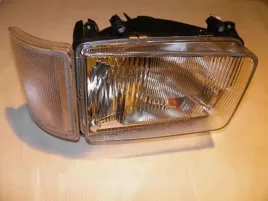 reflektor-daf-95xf-prawy-zamiennik-z-kier-bialym-tangde-td01-61-001ar