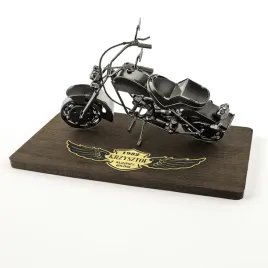 model-motocykla-z-dedykacja-na-urodziny-dla-faceta