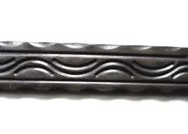 plaskownik-kuty-mlotkowany-ozdobny-fala-40x5-15m