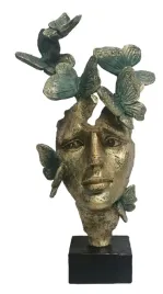 maska-z-motylami-na-czarnej-podstawie-h39cm