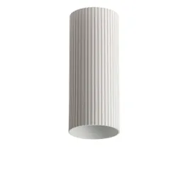 elegancki-klosz-ryflowany-do-lampy-sufitowej-do-salonu-bialy