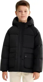 gruba-kurtka-zimowa-dla-chlopca-wodoodporna-wiatroszczelna-na-140-cm-10-lat