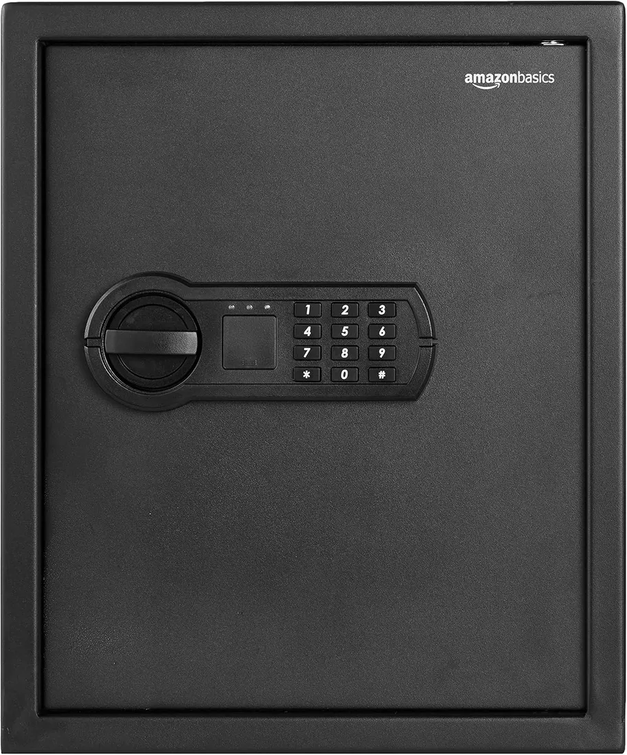 amazon-basics-sejf-stalowy-na-klucz