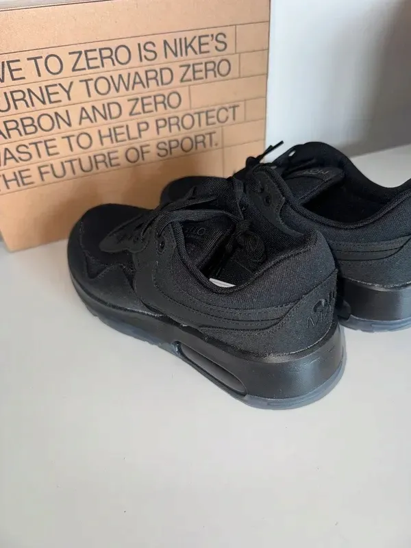 sneakersy-nike-air-max