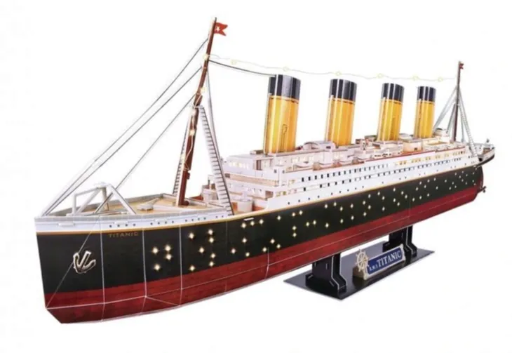 puzzle-3d-cubic-fun-led-titanic-266-elementow-kolekcja-statek