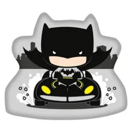 poduszka-batman-ksztaltka-licencyjna-z-autem-dekoracja-pokoju-fana