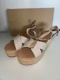 sandaly-anna-field