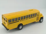 no-name-school-bus-stan-nowy