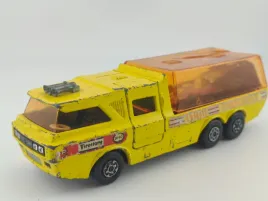 matchbox-superkings-superkings-racing-car-transporter-formula-1