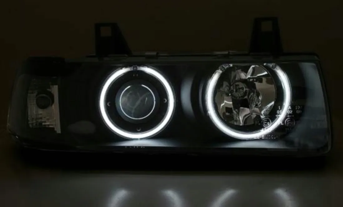 reflektory-bmw-e36-sdn-ringi-soczewka-nowe