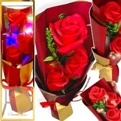 wieczna-roza-w-pudelku-swiecaca-flower-bukiet-roz-na-prezent-na-walentynki