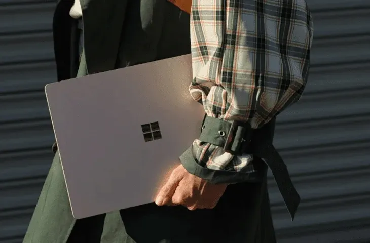 15-microsoft-surface-3-ryzen-5-8gb-256ssd-a-sterowanie-klawiatura-touchpad-klawiatura-podswietlana