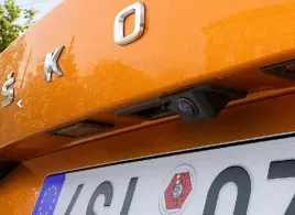 nowa-oryginalna-kamera-cofania-fabia-2022-skoda-oe