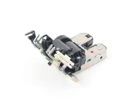 nowy-zamek-tylnej-klapy-audi-seat-skoda-8r0827505a