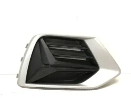 nowa-oryginalna-kratka-zderzaka-prawa-audi-q3-83a807682