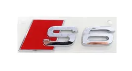 nowy-oe-emblemat-audi-4b0853735-s6-srebrno-czerwony