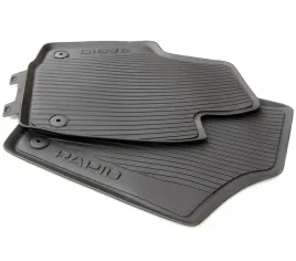 oryginalne-dywaniki-caloroczne-gumowe-skoda-rapid-przod-oe-5jb061551a