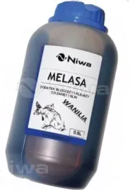dodatek-atraktor-w-plynie-melasa-wanilia-niwa-500ml