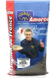 zaneta-champion-feed-rf-gardon-noir-1kg-czarna-aktywna-zaneta-na-plocie