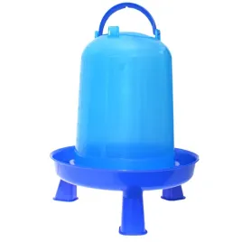 poidlo-dla-drobiu-8-l-z-nozkami-i-uchwytem-transparentne-neptun