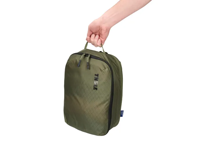 thule-clean-dirty-packing-cube-soft-green