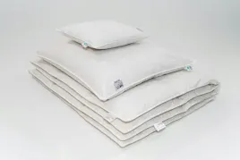 antyalergiczny-puch-zestaw-koldra-155-200-cm-4-poduszki