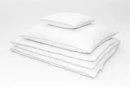 zestaw-puch-classic-koldra-155x200-cm-caloroczna-4-poduszki-bialy