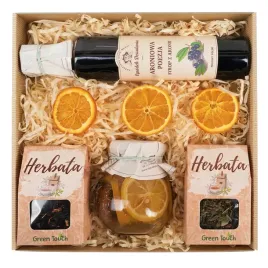 kosz-prezentowy-herbata-i-przetwory-naturalne