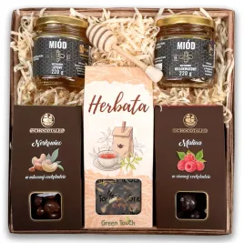 kosz-prezentowy-zestaw-miodow-bakalii-herbata