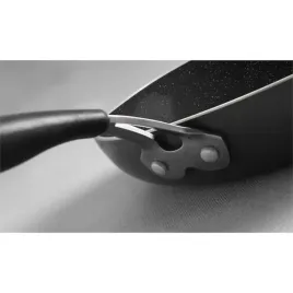 patelnia-aluminiowa-z-powloka-teflon-platinum-professional-nieprzywierajaca