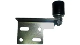 rolka-prowadzaca-fi33-z-katownikiem-lewy-rs-002-l